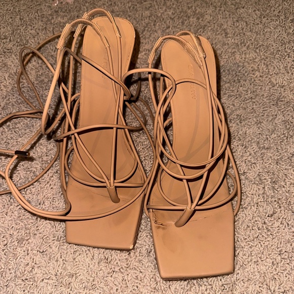 GIA/RHW ROSIE 6 RUBBERIZED LACE-UP SANDALS IN BEIGE Size 38 - Picture 2 of 7